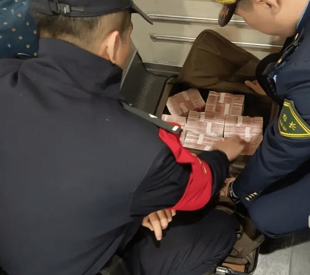 最新带现金几十万能过安检方法分析(最方便真实的海宁携带现金过安检有具体规定吗方法)